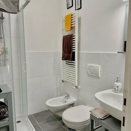 La Casa Sulla Collina - Apt. 1 *