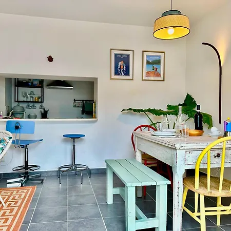 Lägenhet The House On The Hill 1 Panoramic View Retreat Access Via Historic Stone Stairway *